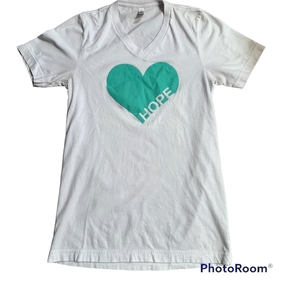 WHITE V neck short sleeved T shirt mint green heart spell out "Hope" cotton XS.